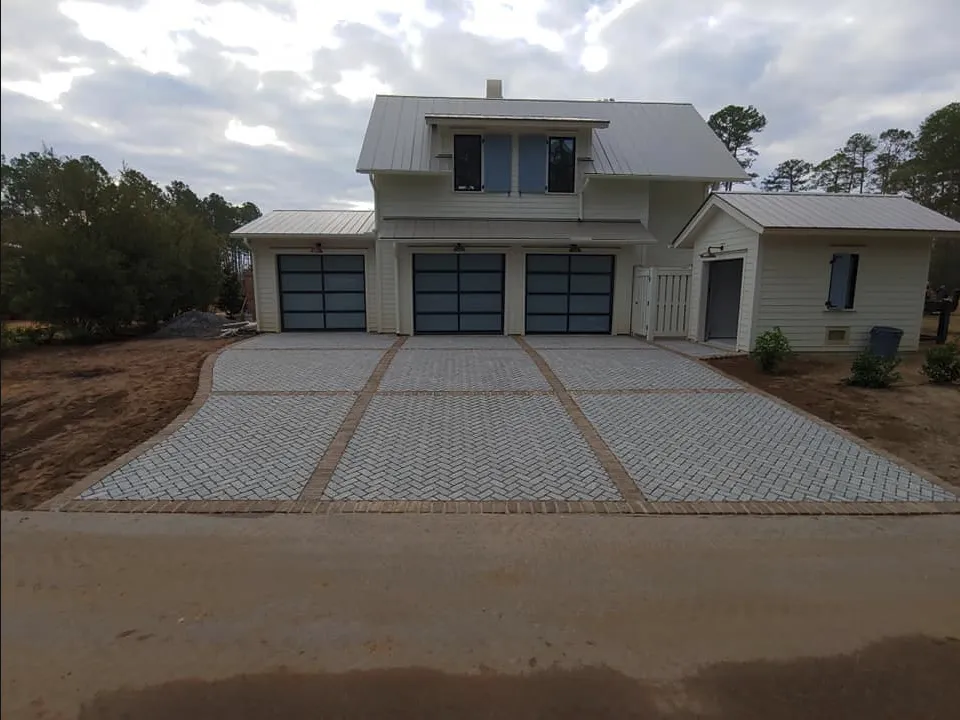 Reliable garden landscaping in Bluffton, SC by Applewood Landscapes Construction