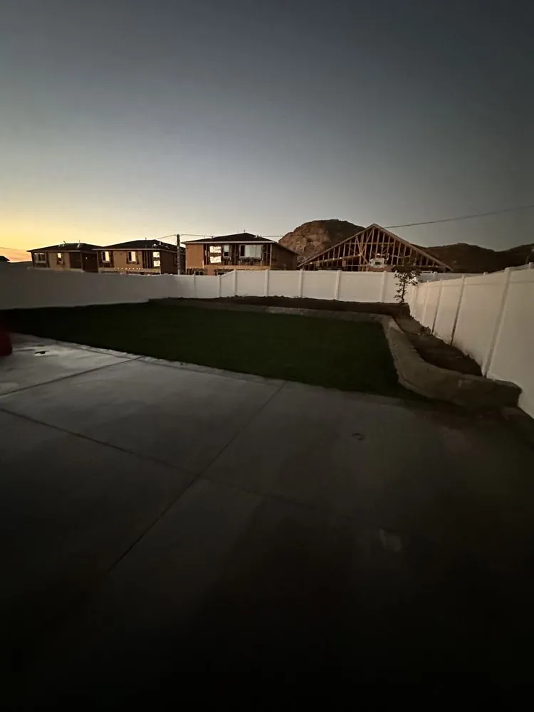 Reliable lawn care service experts serving Hesperia, CA - Applewood Landscaping