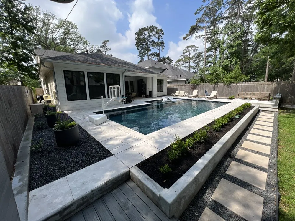 Trusted garden landscaping for residential properties in Houston, TX by APR Services