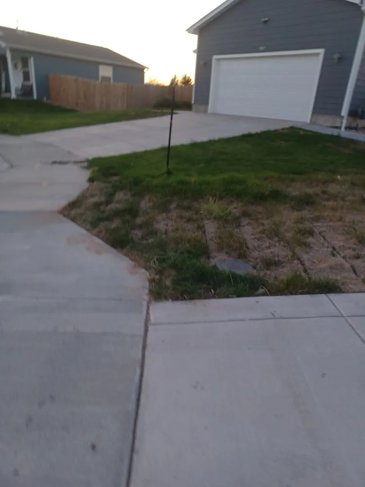 Top-rated garden landscaping in Pueblo, CO - APS Lawn And Landscaping