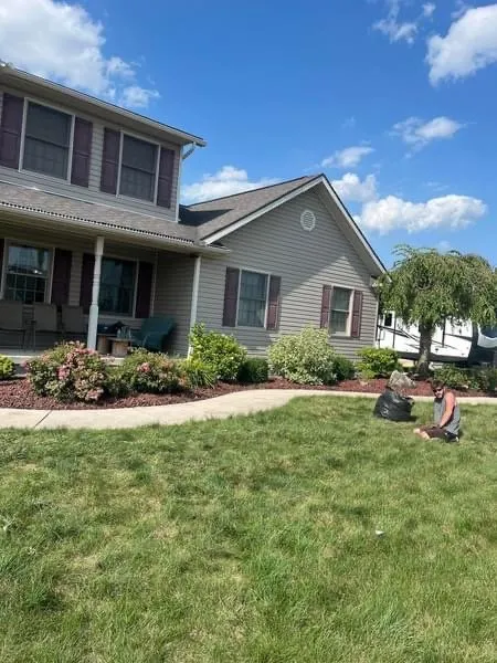 Local landscape design experts serving Bowling Green, OH - Apthorpes Lawn Care