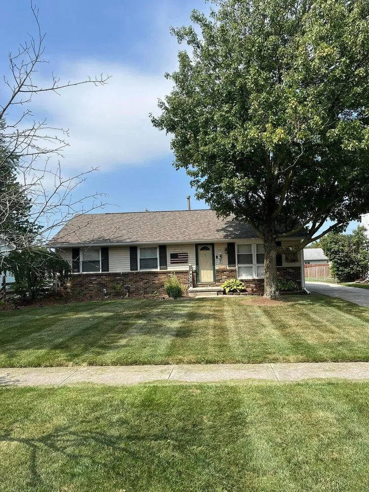 Local lawn care service in Bowling Green, OH by Apthorpes Lawn Care