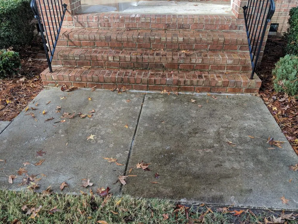 Reliable lawn care service in Hampton, VA - Aqua Force