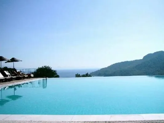 Aqua Magic Pool & Spa Logo