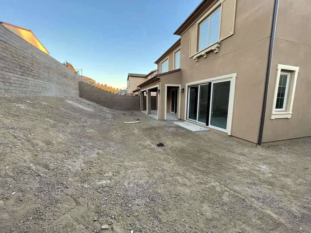 Reliable lawn mowing service for year-round maintenance across Irvine, CA - Aquagreen Pool & Landscapes