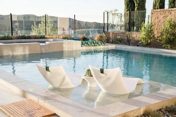 Aquagreen Pool & Landscapes Logo