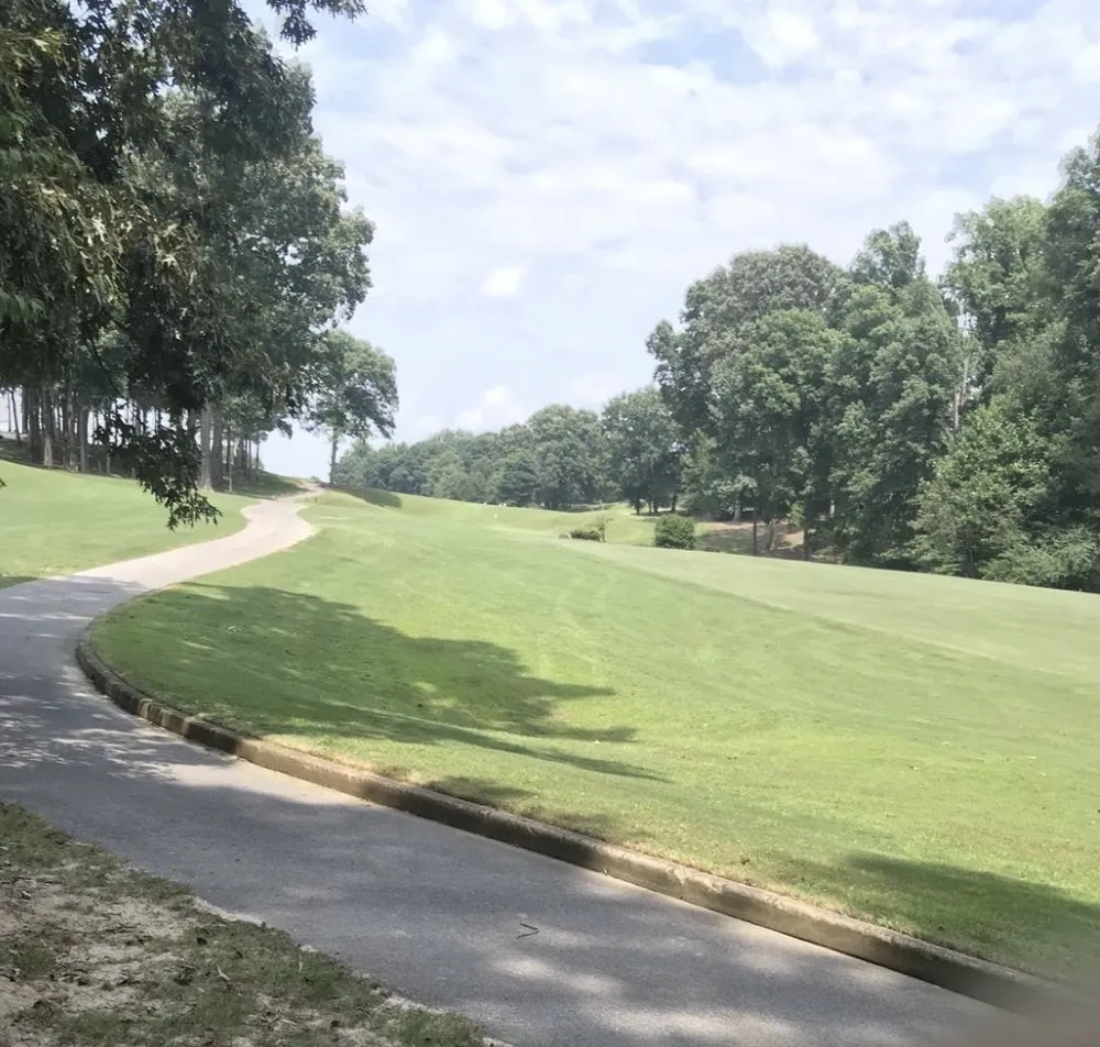 Custom yard maintenance in Gainesville, GA - Aqualandscapping & Maintenance