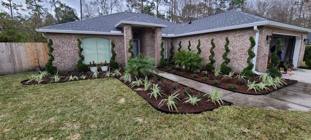 Reliable lawn mowing service with custom design across Orange Park, FL - Aquarian Landscaping