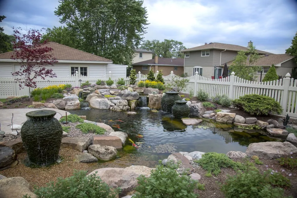 Custom lawn mowing service experts serving Elkhart, IN - Aquascapes of Michiana