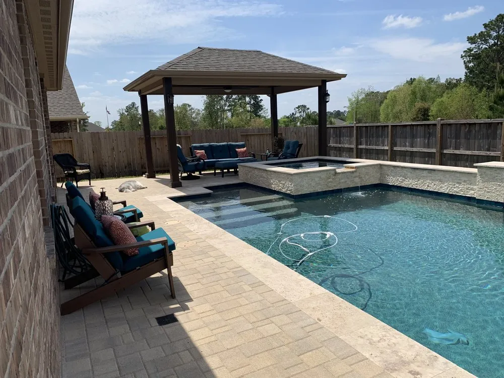 Affordable yard maintenance for homes in Tomball, TX by Aquascapes Pools and Spas