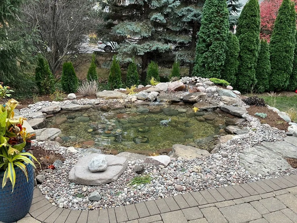 Affordable outdoor landscaping experts serving Hawthorn Woods, IL - Aquastonia