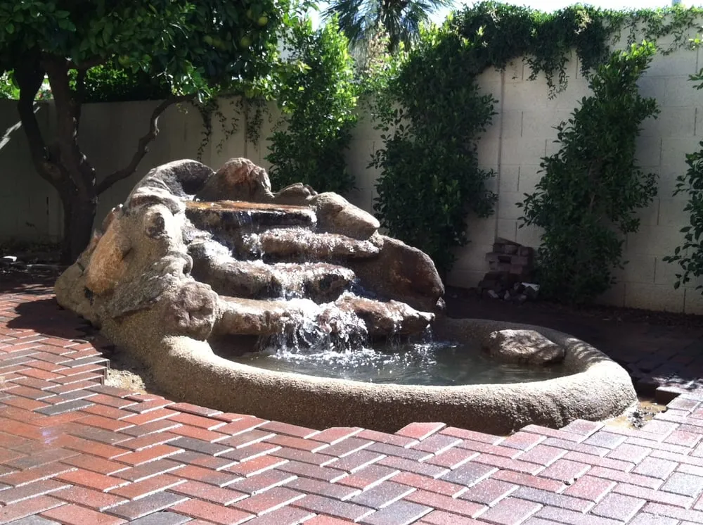 Local yard maintenance in Phoenix, AZ by Aquatec Fountains