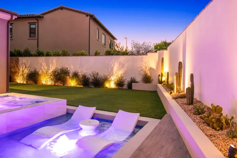 Professional yard cleanup service in Santa Ana, CA - Aquaterra Pool & Landscape