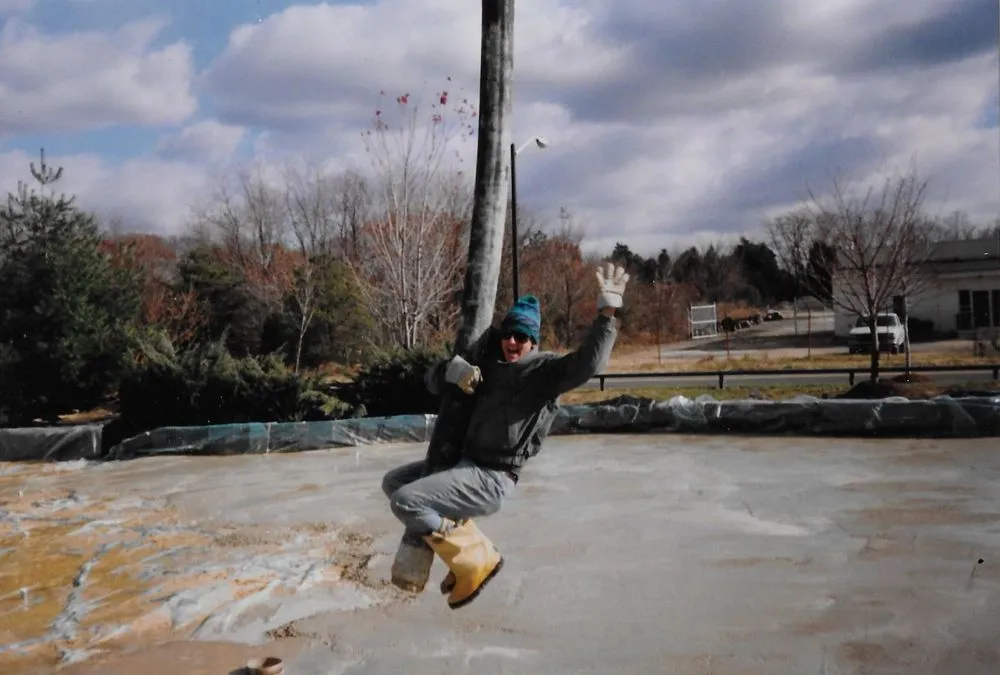 Reliable yard maintenance experts serving Pasadena, MD - Aquatic Artisans