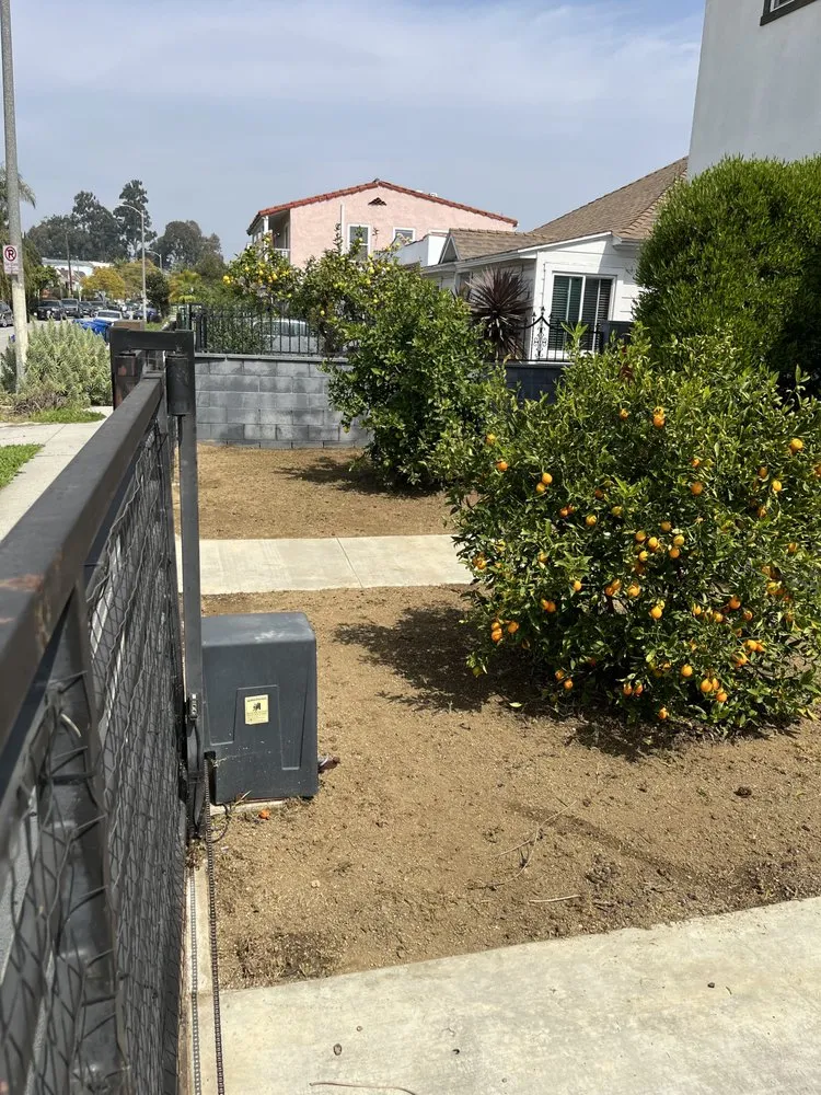 Custom residential landscaping experts serving Los Angeles, CA - Aquatic Irrigations