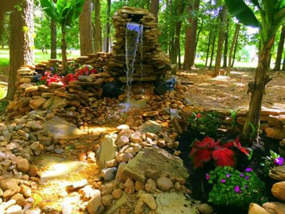 Trusted lawn mowing service experts serving Houston, TX - Aquatic Landscaping & Outdoor Design