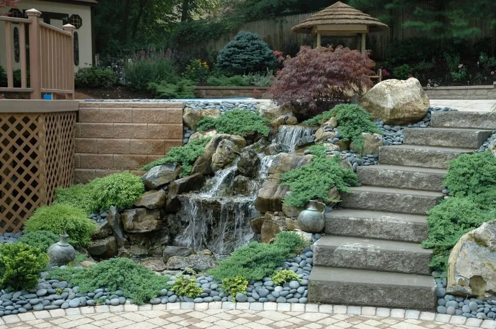 Reliable outdoor landscaping for residential properties across Houston, TX - Aquatic Landscaping & Outdoor Design