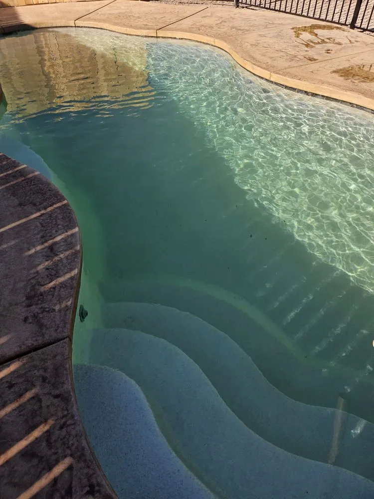 Local yard maintenance for year-round maintenance across Fort Mohave, AZ - Aquatic Pools & Landscape