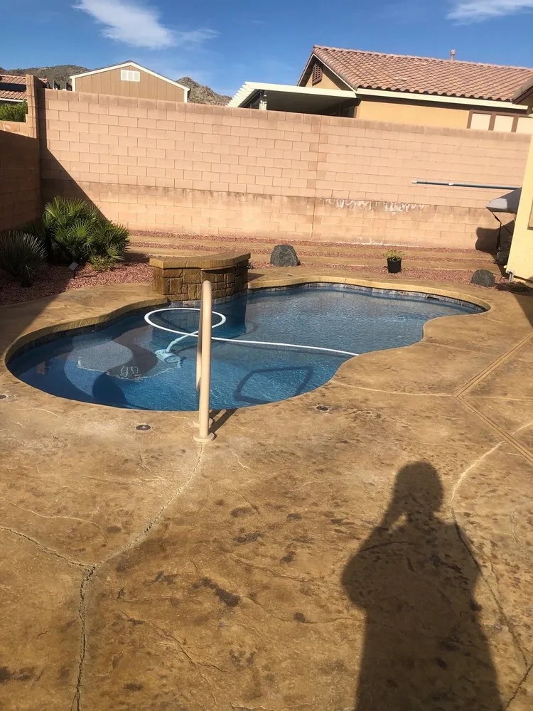 Affordable lawn mowing service experts serving Fort Mohave, AZ - Aquatic Pools & Landscape