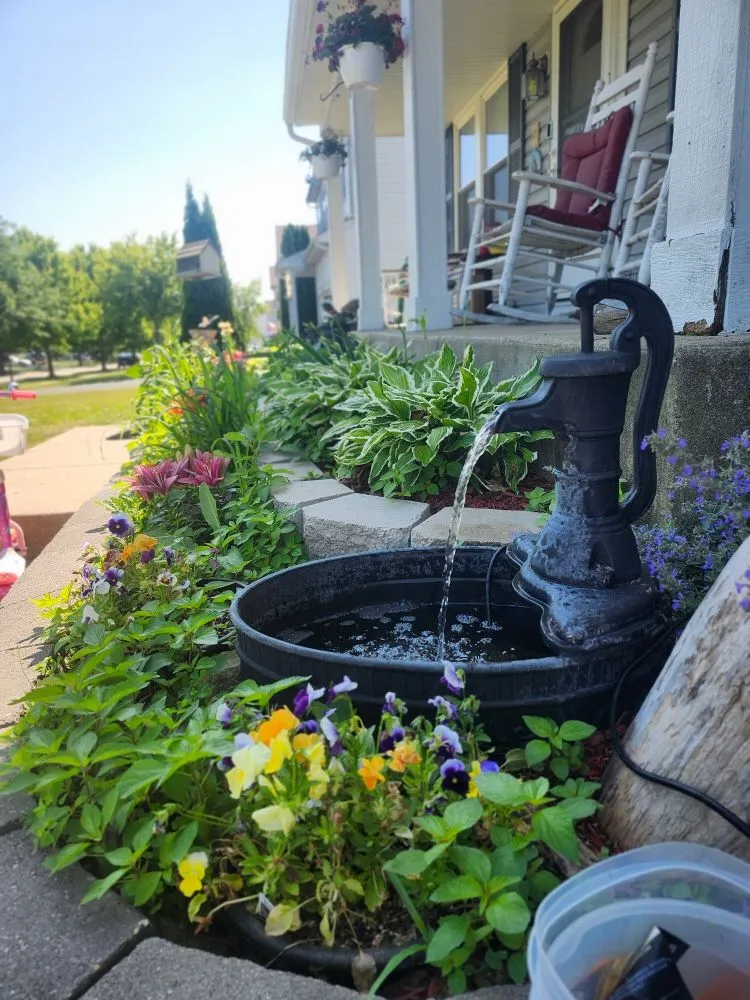 Affordable landscaping services for beautiful yards across Lindenhurst, IL - Aquavato Pondscapes