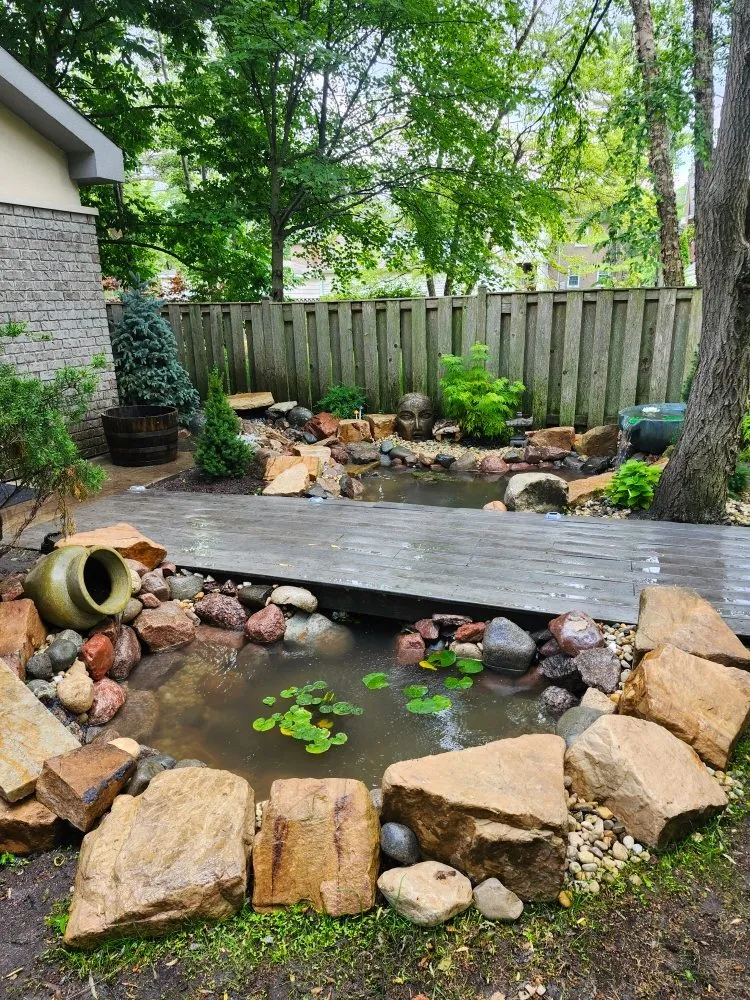 Top-rated lawn care service for beautiful yards in Lindenhurst, IL by Aquavato Pondscapes