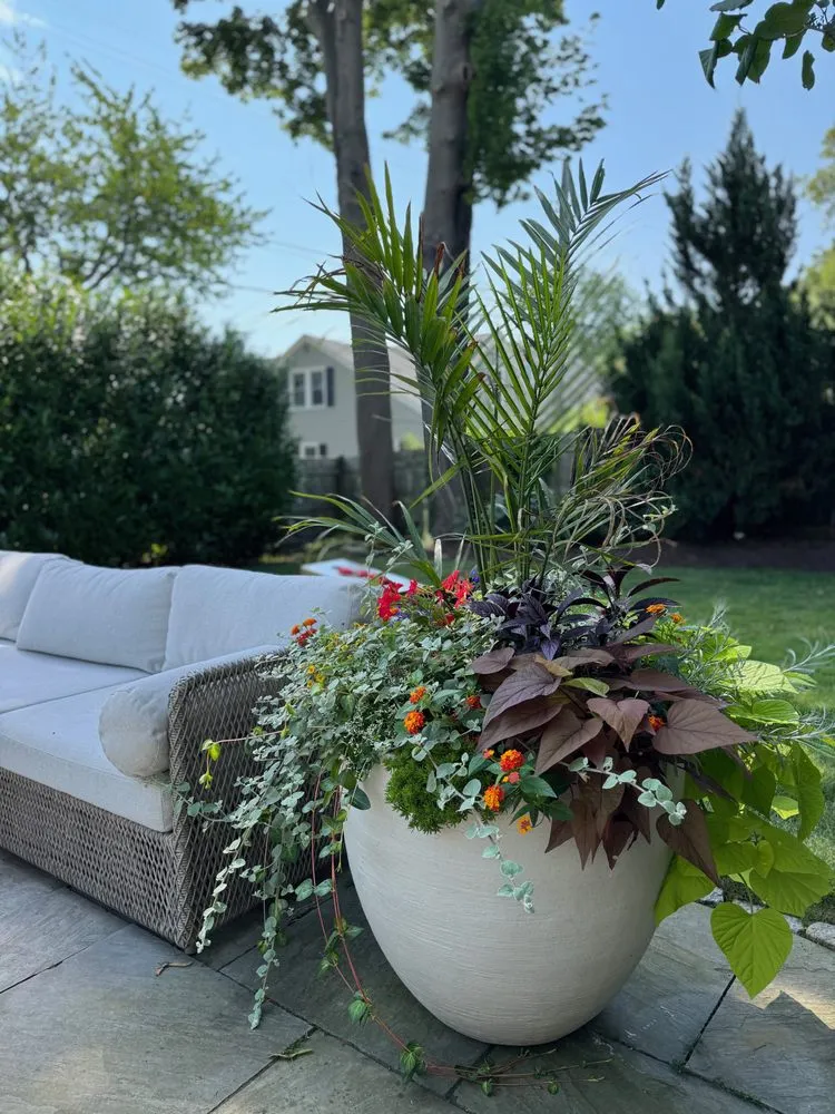 Local lawn care service with custom design across Portsmouth, RI - Aquidenck Landworks