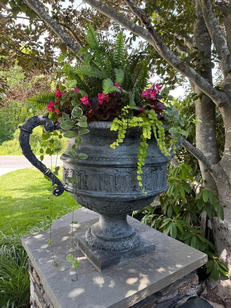 Custom yard cleanup service in Portsmouth, RI - Aquidenck Landworks