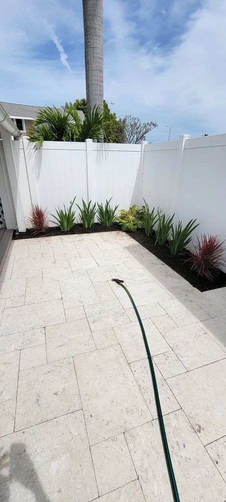 Local landscape design in TEMPLE TERR, FL - Aquino & son land art