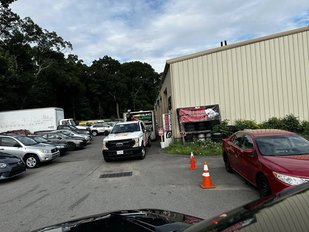 Affordable lawn care service in Harvard, IL - Aquino Landscaping