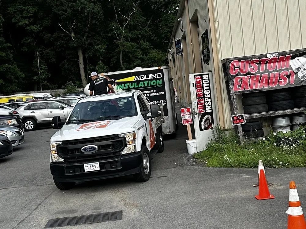 Custom lawn mowing service in Harvard, IL by Aquino Landscaping