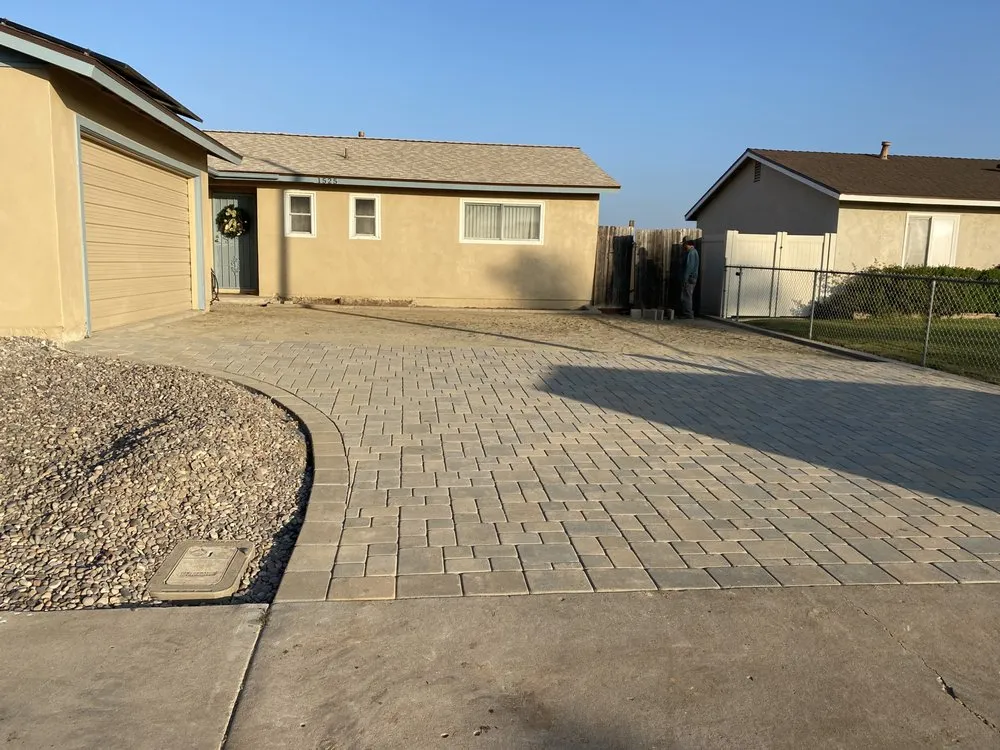 Top-rated lawn care service in San Diego, CA by Aquino's Landscaping and Maintenance