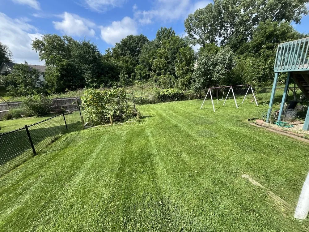 Reliable yard maintenance in Coralville, IA - AR Concrete Hardscaping