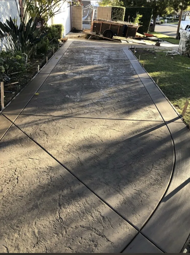 Top-rated lawn care service experts serving Rancho Cucamonga, CA - A&R landscaping & design