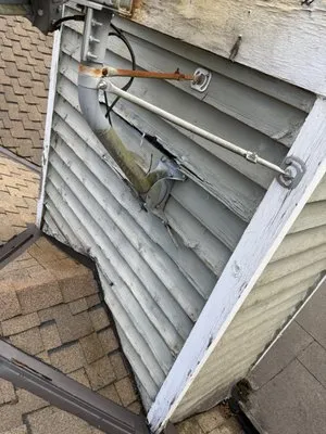 AR Landscaping & Handyman Logo