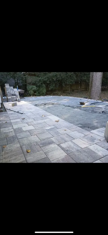 Reliable lawn mowing service experts serving Lawrenceville, GA - A&R Landscaping