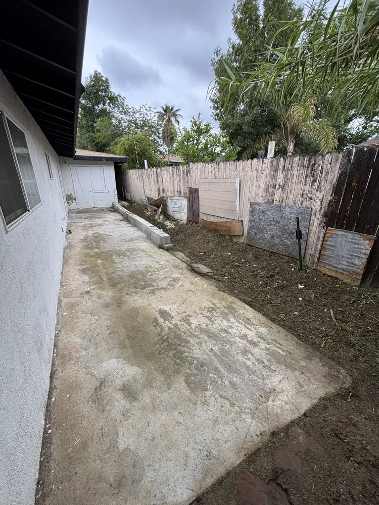 Reliable lawn mowing service in Menifee, CA - AR Landscaping