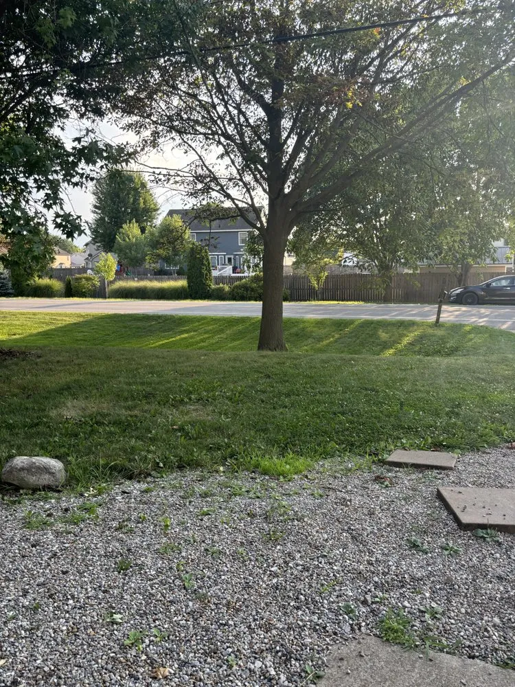 Professional lawn care service in Hilliard, OH - A&R Lawn Care