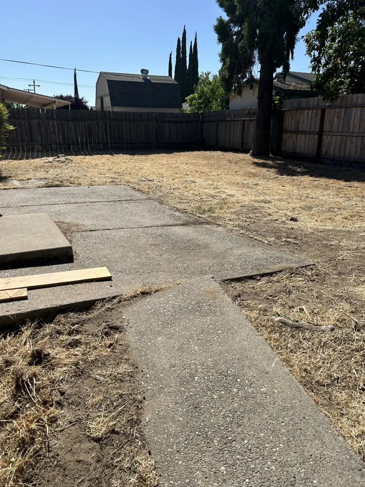 Reliable garden landscaping experts serving Tracy, CA - A&R Lawn Care
