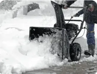 Reliable lawn care service experts serving Oak Lawn, IL - A.R Lawn Service