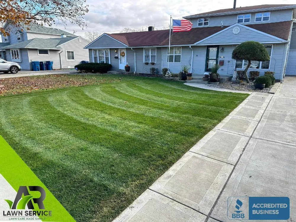 Top-rated yard maintenance experts serving Oak Lawn, IL - A.R Lawn Service