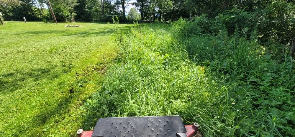 Professional garden landscaping in Stevensville, PA by A&R Mowing