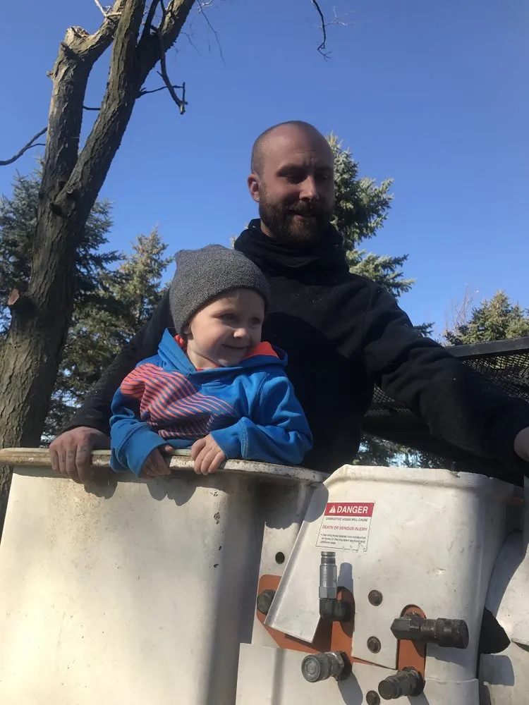 Affordable lawn care service experts serving Kankakee, IL - A&R Tree and Demolition Service