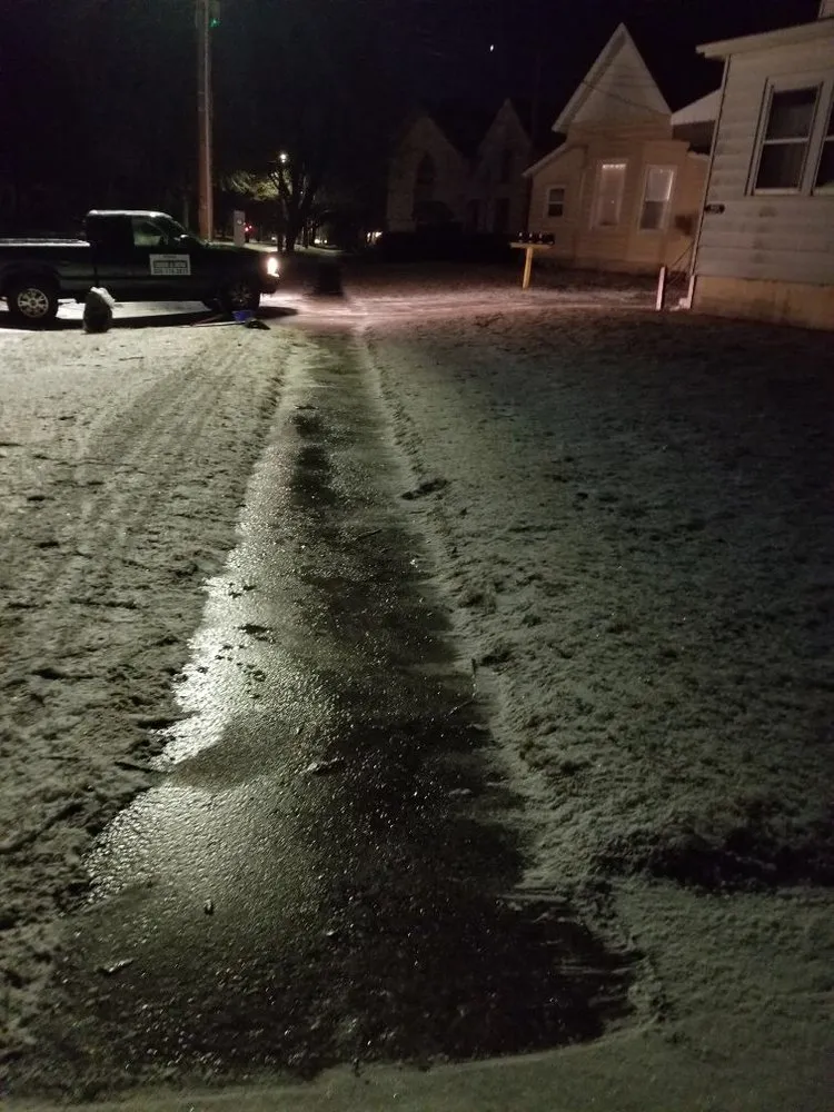 Custom lawn care service for year-round maintenance across Beloit, WI - Aragonz Snow & Mow Services