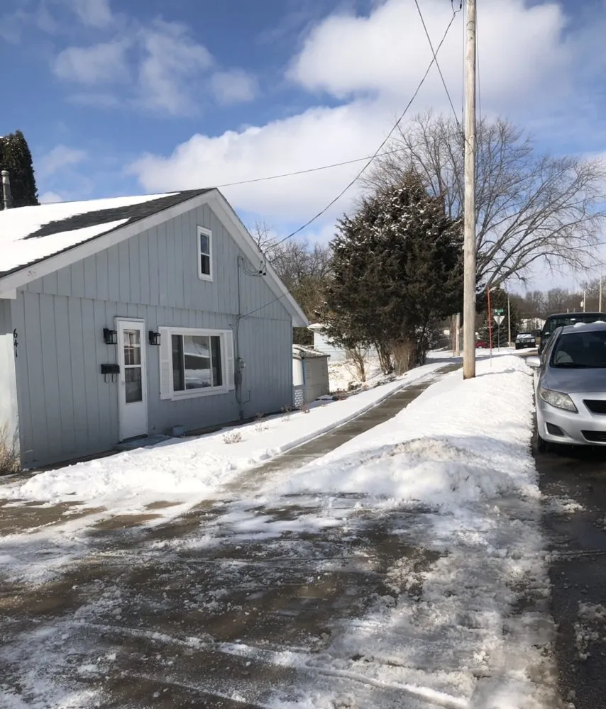 Trusted yard cleanup service with custom design in Beloit, WI by Aragonz Snow & Mow Services