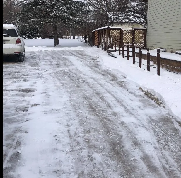 Trusted lawn mowing service experts serving Beloit, WI - Aragonz Snow & Mow Services