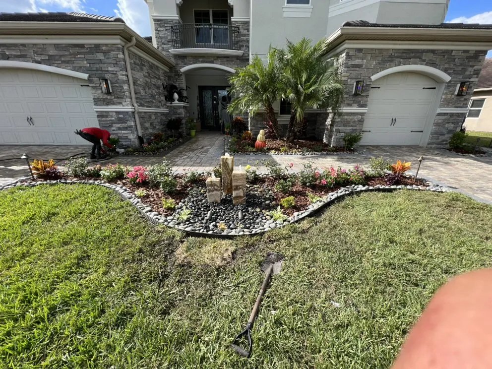 Affordable lawn care service experts serving Tampa, FL - Ararat Garden