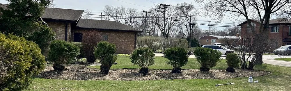 Local lawn care service in Waukegan, IL by Araseli’s Landscaping