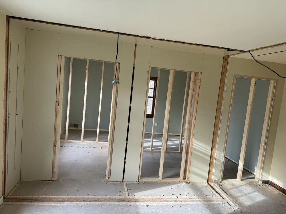 Expert yard cleanup service in New Baltimore, MI - Araujo Constrution