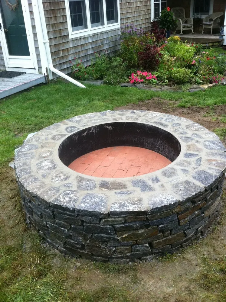Local outdoor landscaping near you in East Freetown, MD by Araujo Landscaping