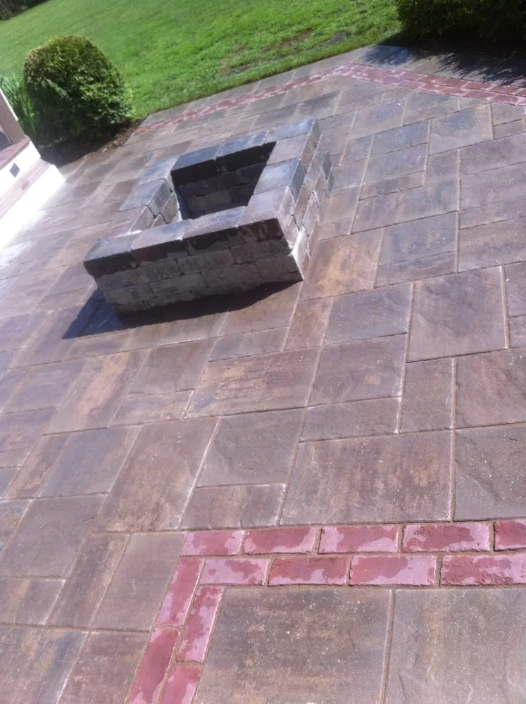 Local yard maintenance experts serving East Freetown, MD - Araujo Landscaping